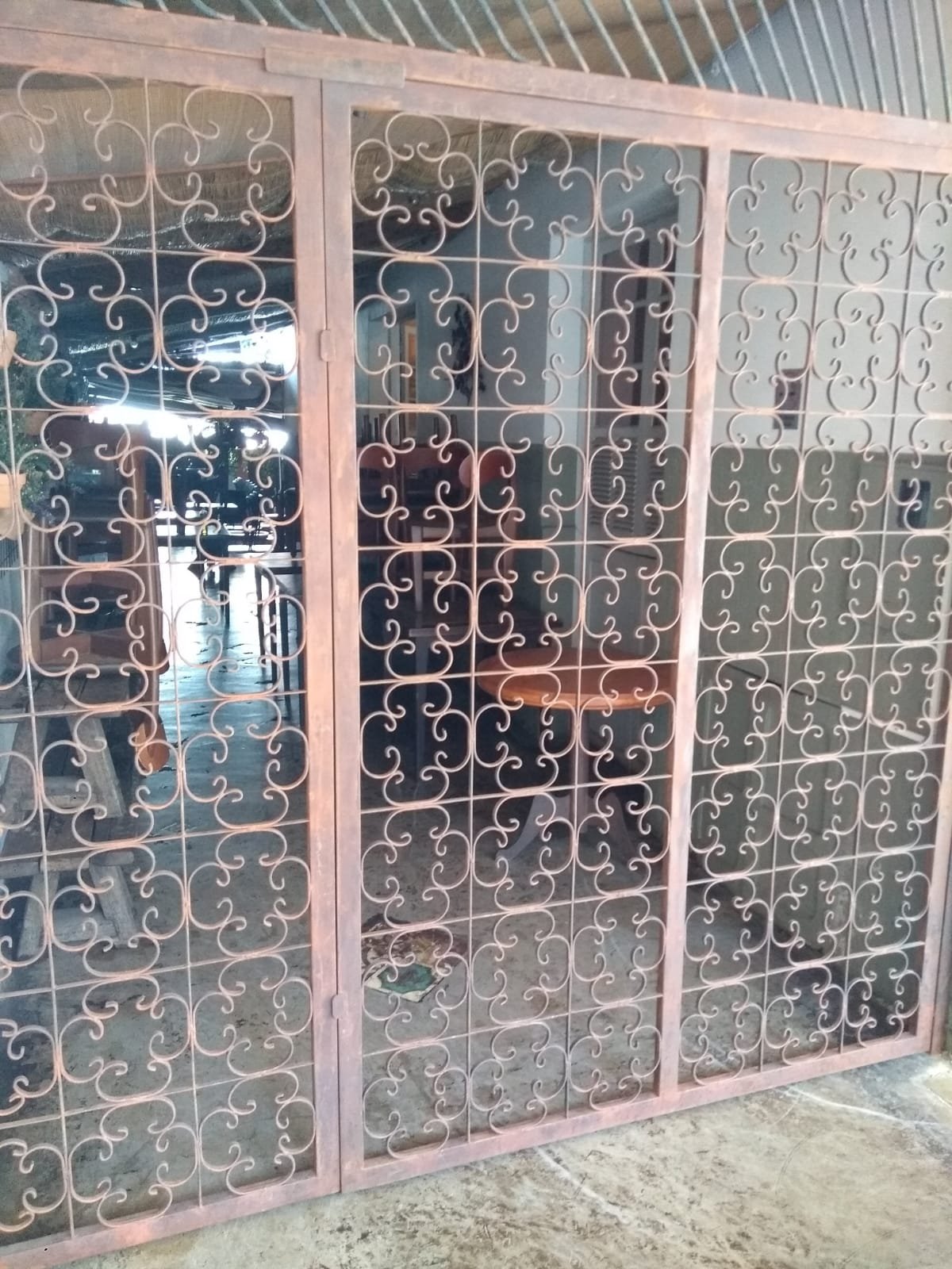 Trabalho em metal - Grade